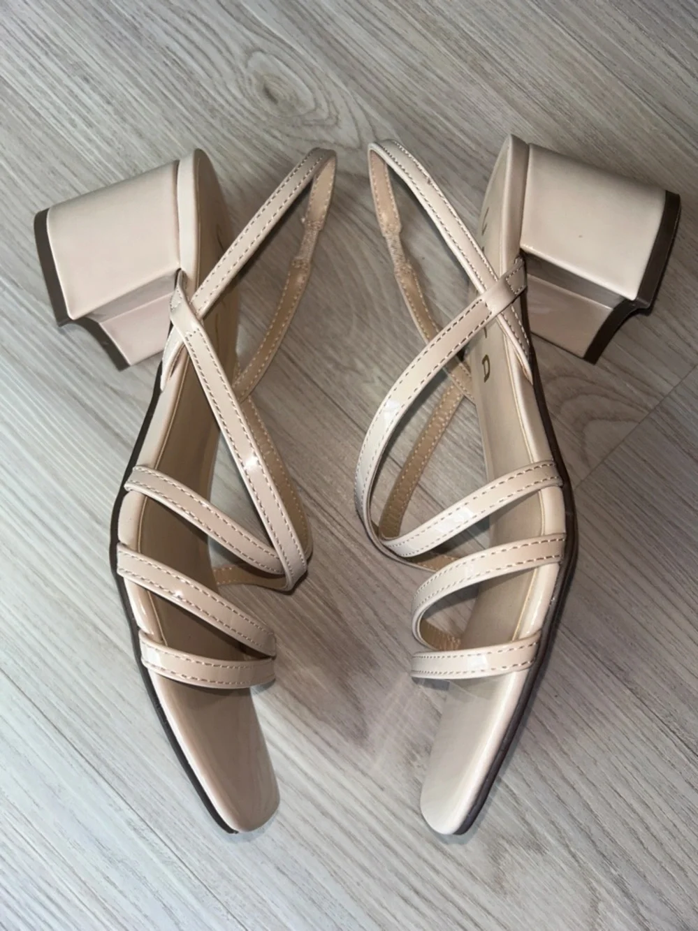 Unisa Strappy Patent Leather Slingback Sandals 7.5 Nude/Beige NWOT Square-Toe